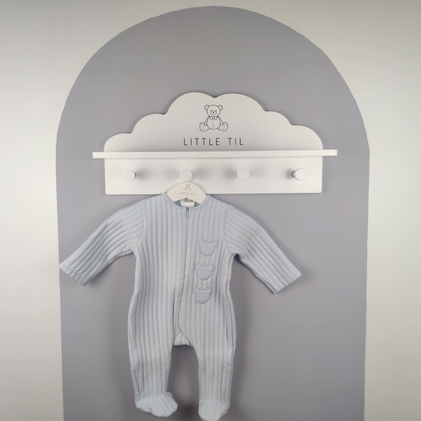 DEOLINDA BABYGROW TEDDY BEAR